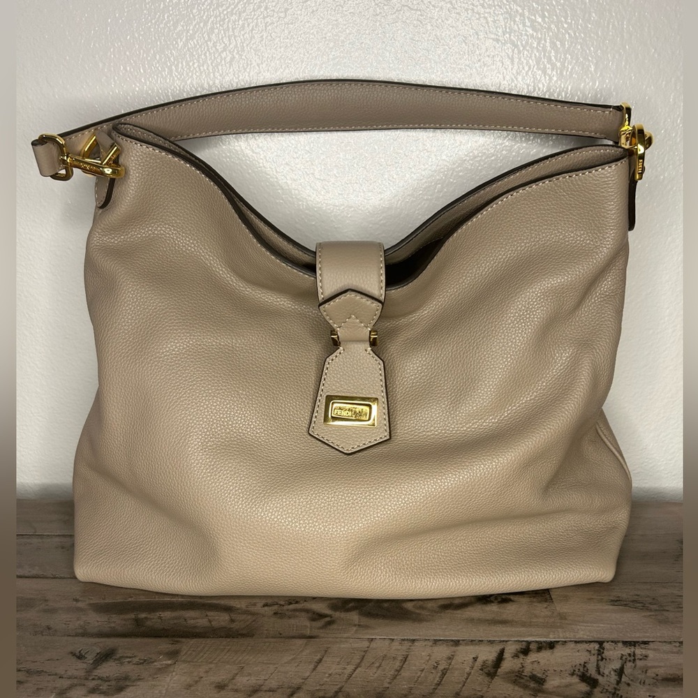 Fendi Leather Bag Shoulder Gray